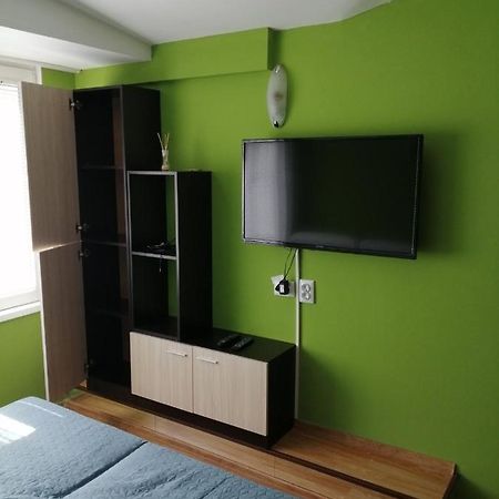 Top Center Apartment And Rooms Varna Bagian luar foto